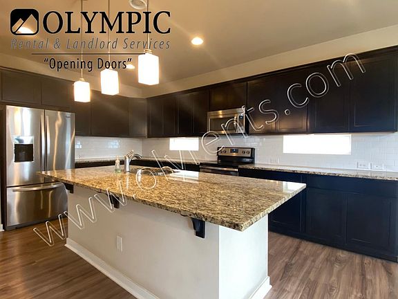 3rd image of 9039 Buttercup St SE