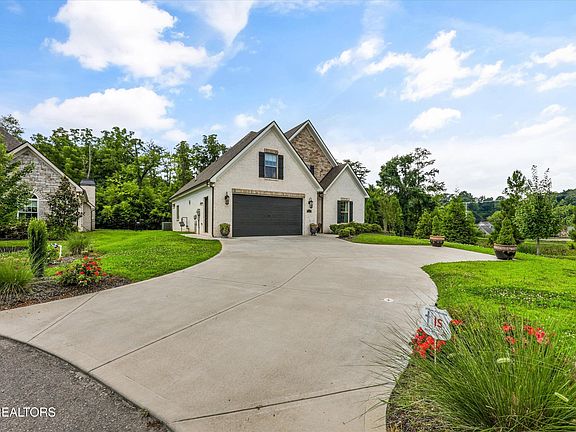4th image of 8513 Sunscape Ln