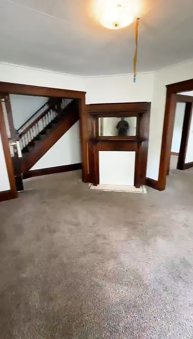 Charming 3-Bedroom Property in Prime Location — Photo 4