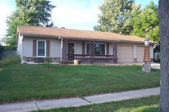 1st image of 251 Ironwood Dr