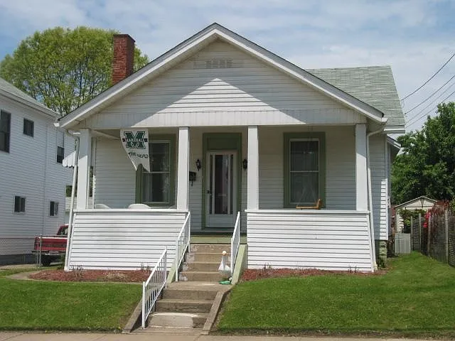 1706 1st St photo 1
