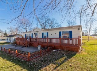 218 E Vine St, Osceola, IA 50213