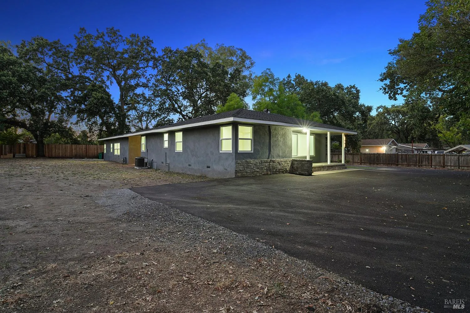 703 Verano Avenue - Photo 7
