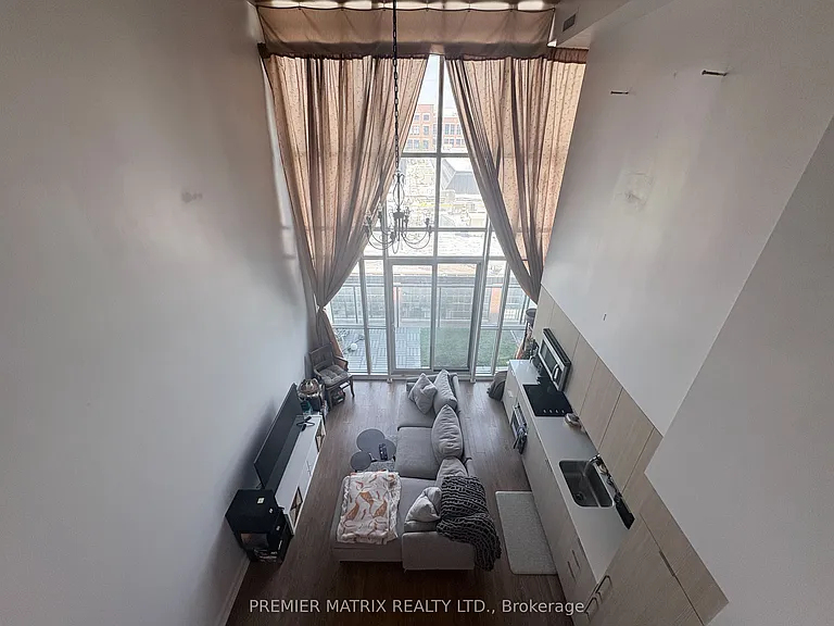 5 Hanna Ave #414 — Photo 10