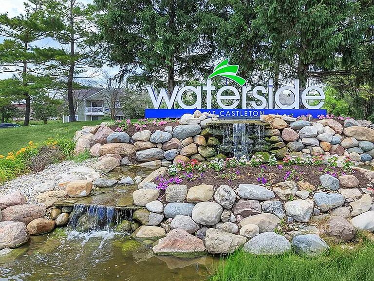 Waterside at Castleton — Photo 1