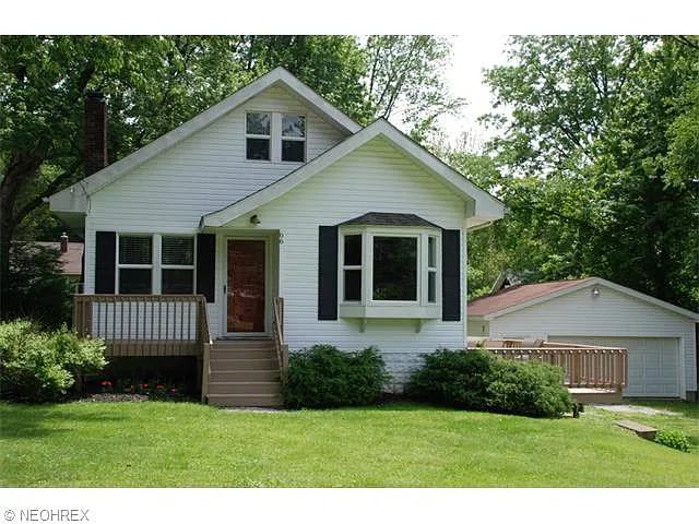 66 W Ingleside Dr photo 1