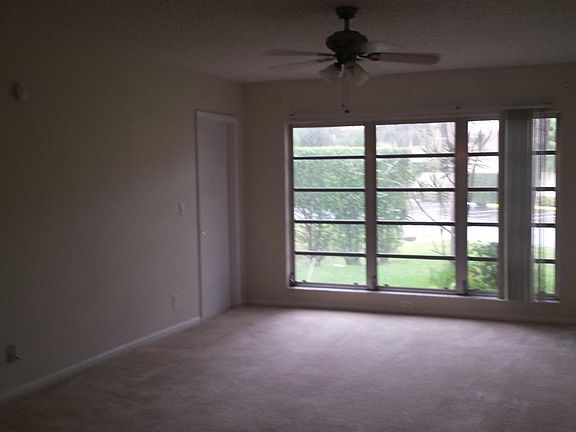 5th image of 13478 Sabal Palm Ct APT B