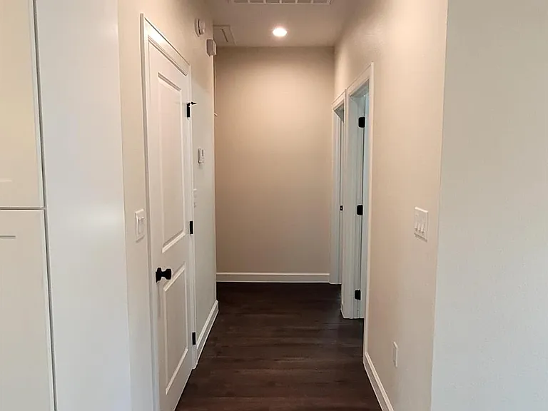 750 S Main St — Photo 9