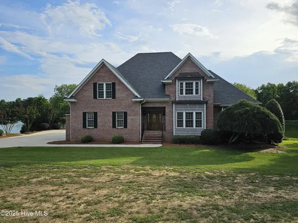 212 Deer Track Trail, Clinton, NC 28328