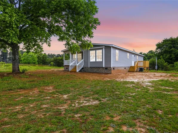 37 Golden Acres Dr, Honea Path, SC 29654