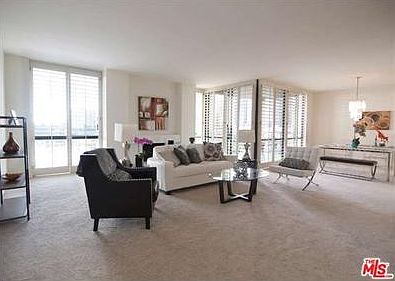 3rd image of 211 S Spalding Dr #604