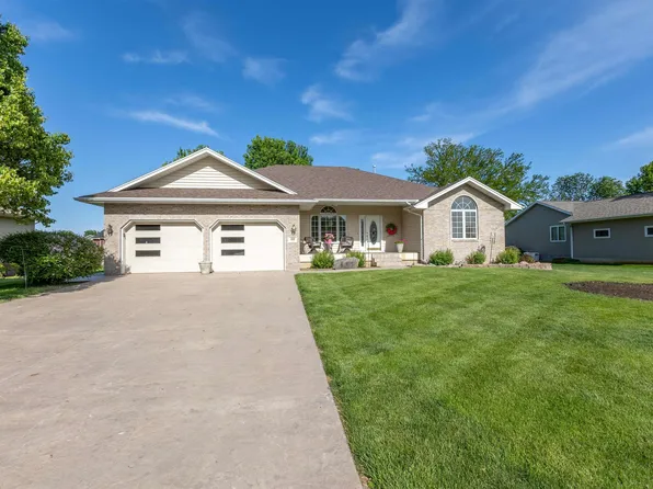 210 Buckley St, Sloan, IA 51055