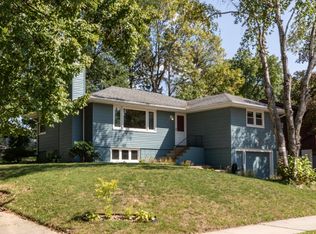 2227 22nd St NW, Rochester, MN 55901