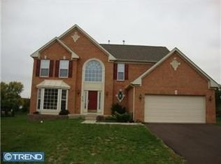 310 Hamlet Dr, Chalfont, PA 18914