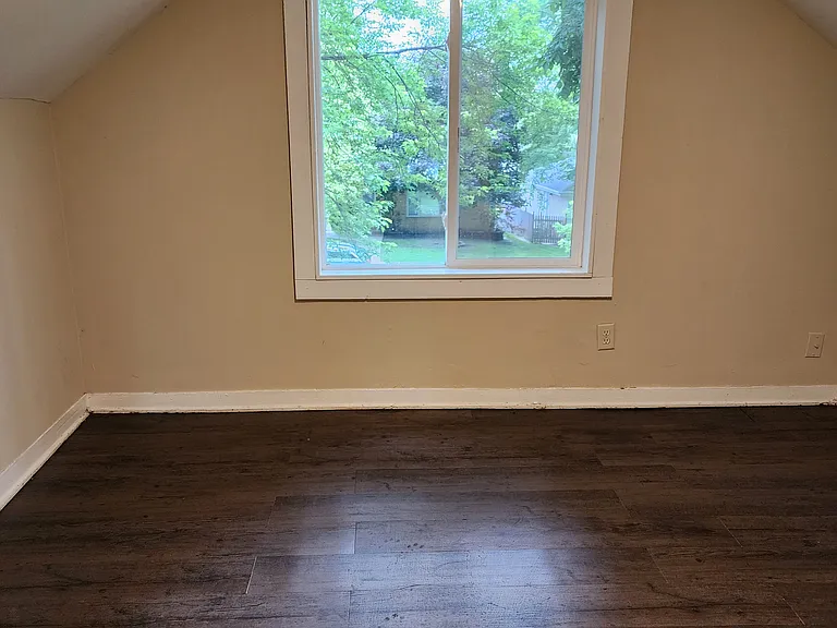 3858 Tyler St NE — Photo 8