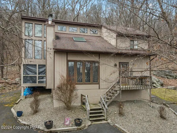 3114 Cherry Ridge Rd, Bushkill, PA 18324