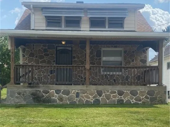 911 Scioto St, Youngstown, OH 44505