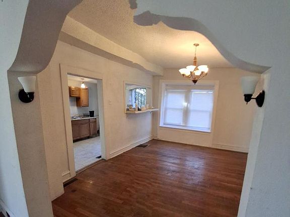 2nd image of 5866 Kennerly Ave