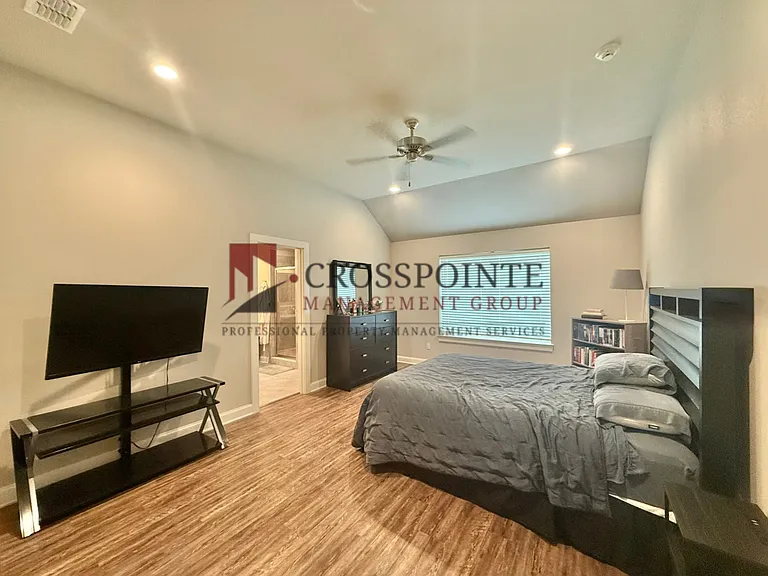 4818 FM 346 E — Photo 12