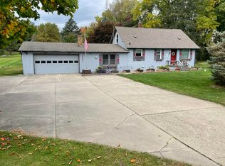 14591 Helmer Rd S, Battle Creek, MI 49015
