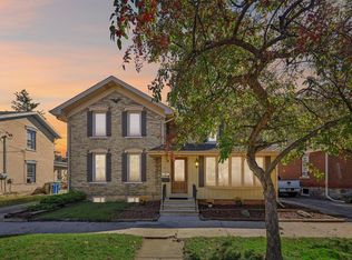 411 N 5th St, Watertown, WI 53094