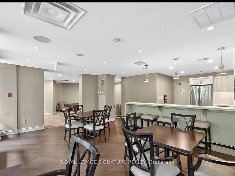7250 Yonge St #1003 — Photo 8