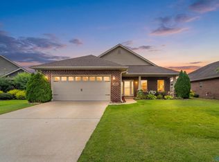 404 Mossyleaf Dr, Huntsville, AL 35824