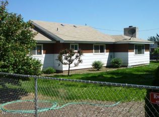 1330 Branch Rd, Toppenish, WA 98948