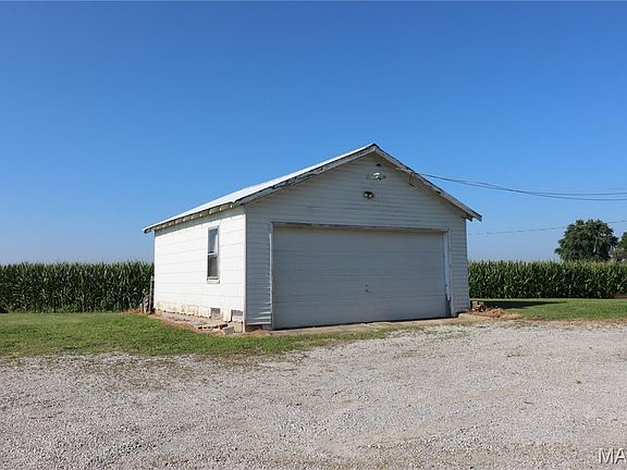 4th image of 1808 Pleasant Mound Ave