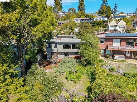 2nd image of 1100 Miller Ave