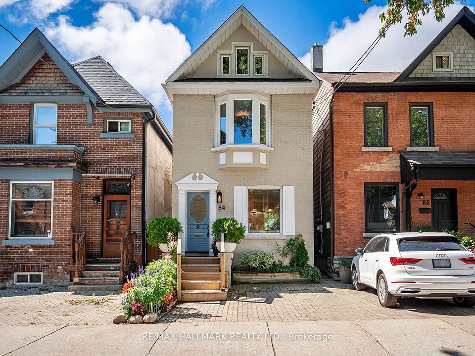 1st image of 84 De Grassi St