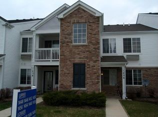 1454 McClure Rd, Aurora, IL 60505