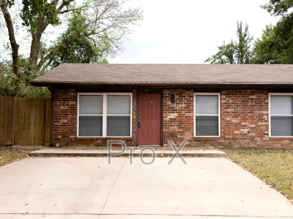 217 E Adobe St, Fayetteville, AR 72703