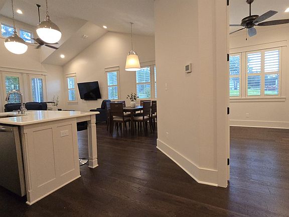 4th image of 4250 Oak Run Ln