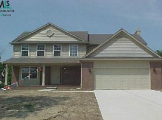 968 W Bolinger St, Rochester, MI 48307