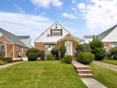 50-11 196th Street, Flushing, NY, 11365