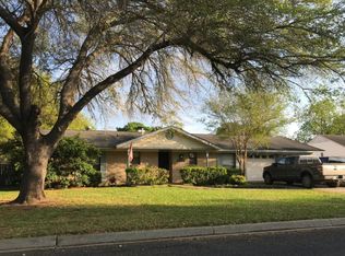 1635 Rosewood St, Seguin, TX 78155