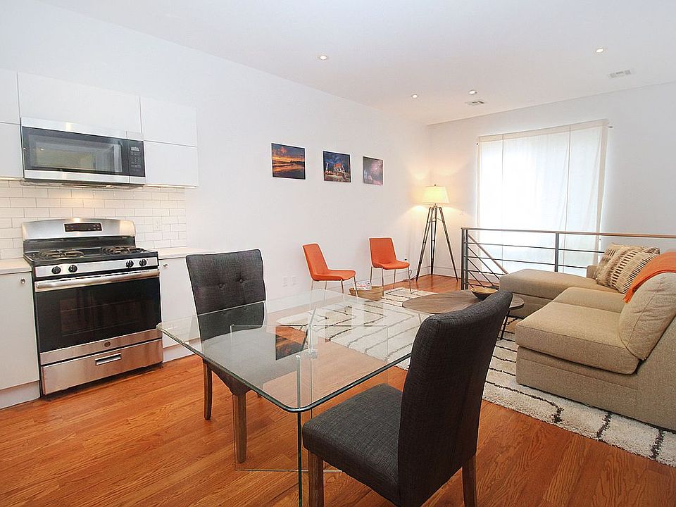 1st image of 371 Harman St #1B