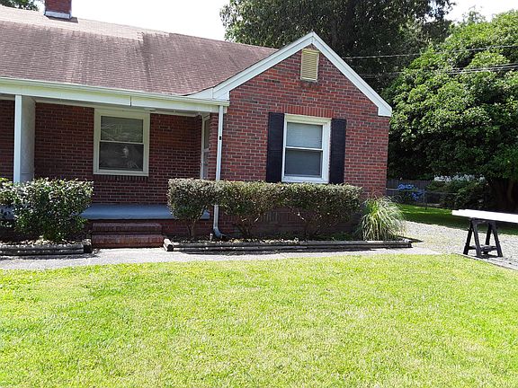 2nd image of 4813 Lake Bradford Ln