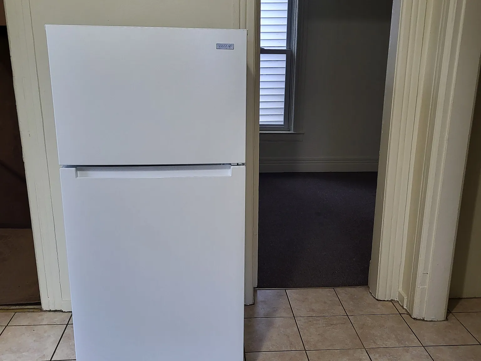 2 bed, 750 sqft, $1,200 — Photo 2