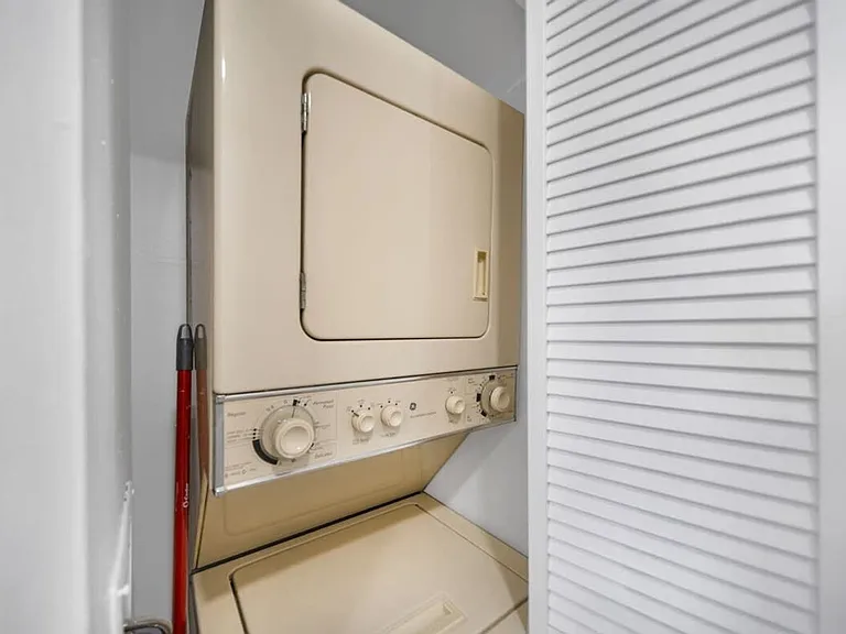 Washer/Dryer
