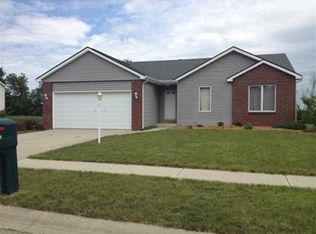 423 Old Bog Rd, Avilla, IN 46710