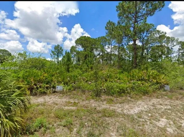 3418 71st St W, Lehigh Acres, FL 33971