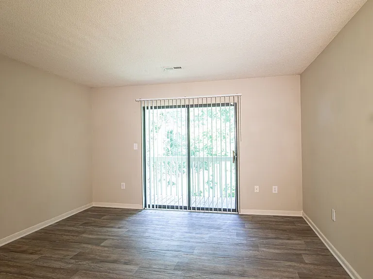 Sherwood Apartment Homes — Photo 18