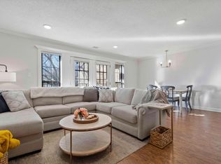 4727 Jarboe St APT 45, Kansas City, MO 64112