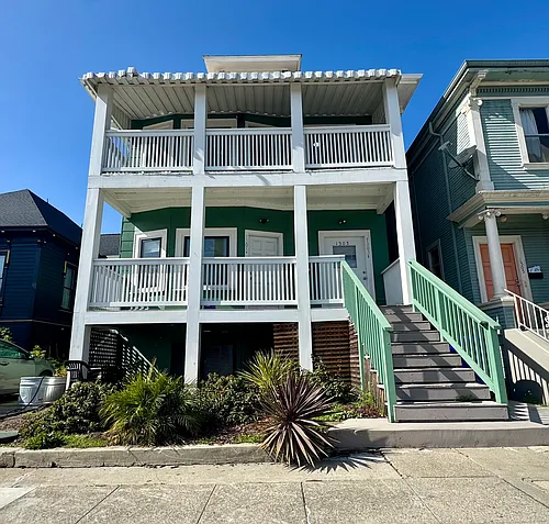 1303 Adeline St Photo 1