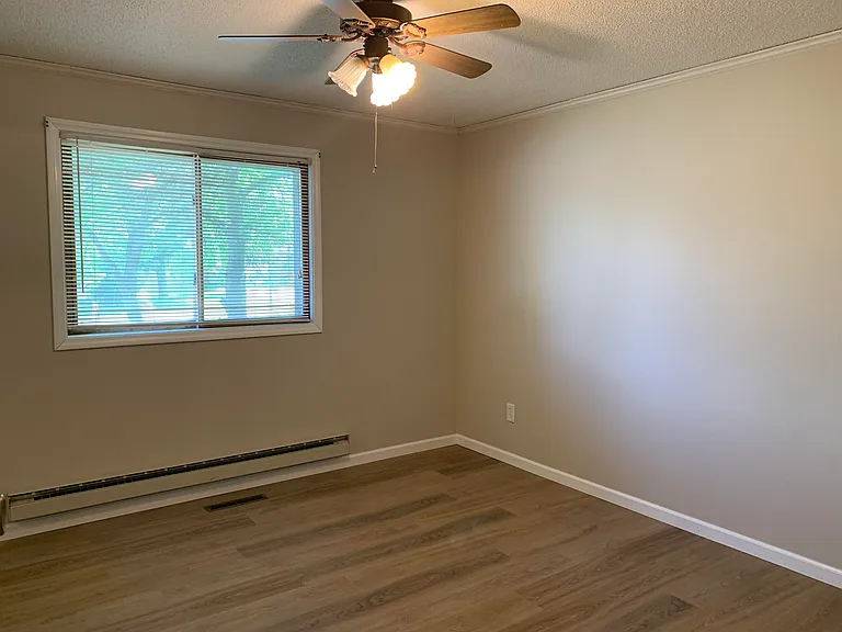 1405 Alexander Ave — Photo 8