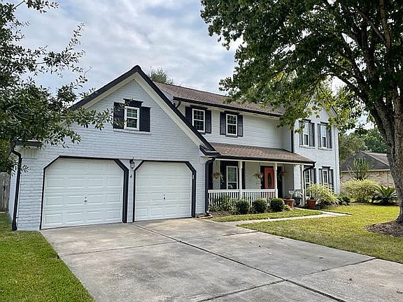 2nd image of 905 Essex Dr