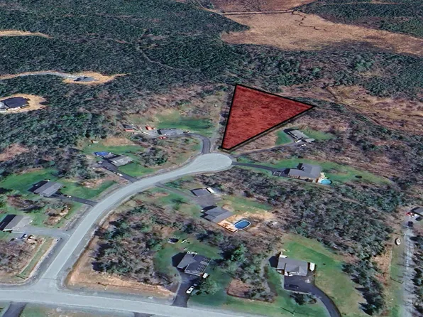 60 Sedona Ct, Halifax, NS B2T 0J7