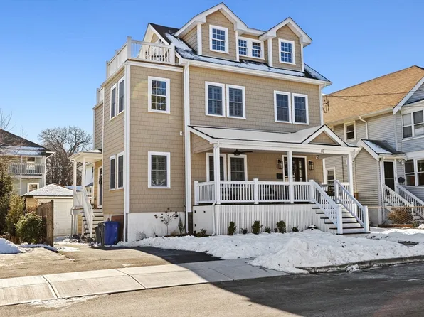 87 Thornton St, Quincy, MA 02170